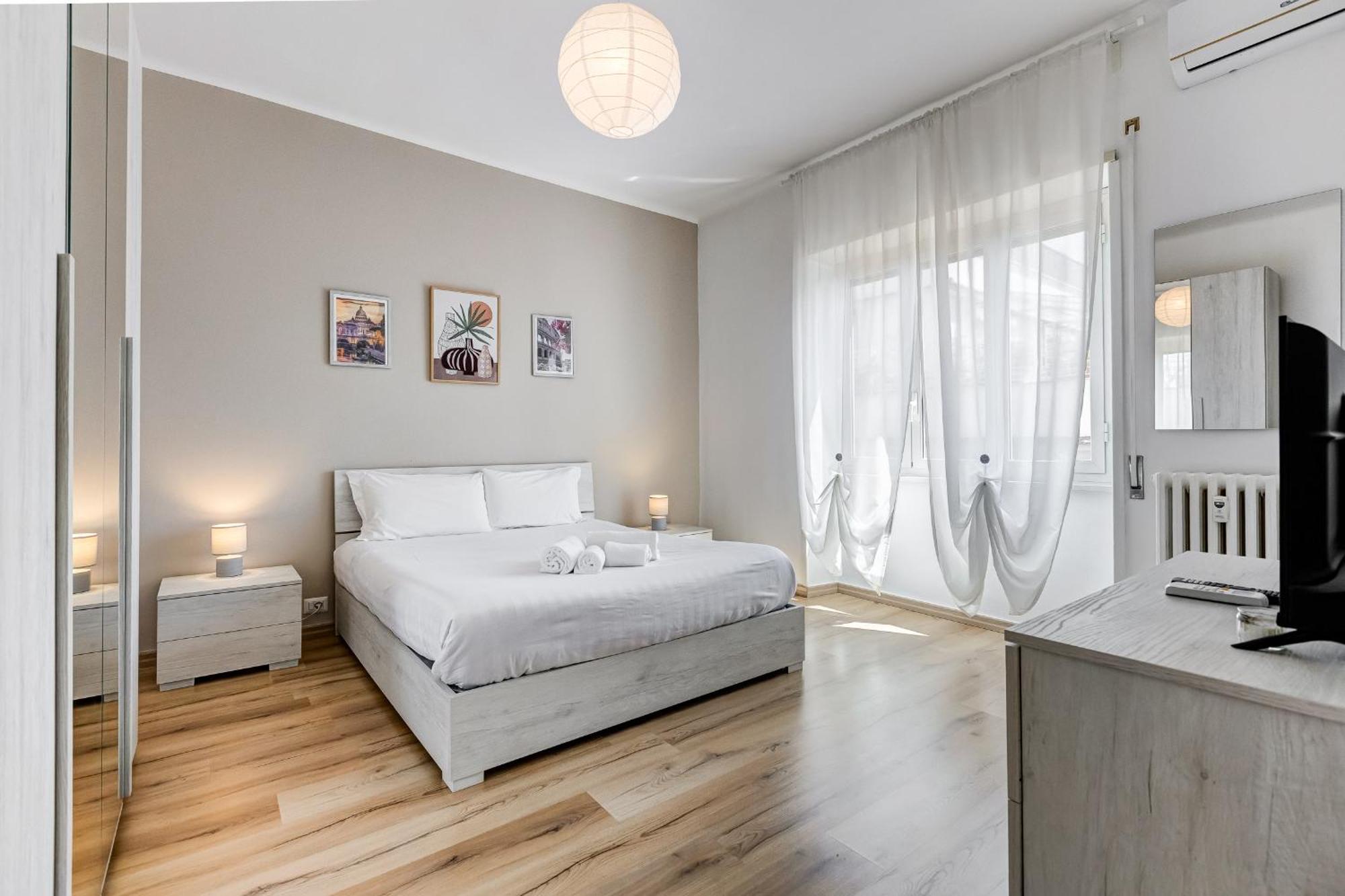 Joy House - Roma Vaticano, Rome
